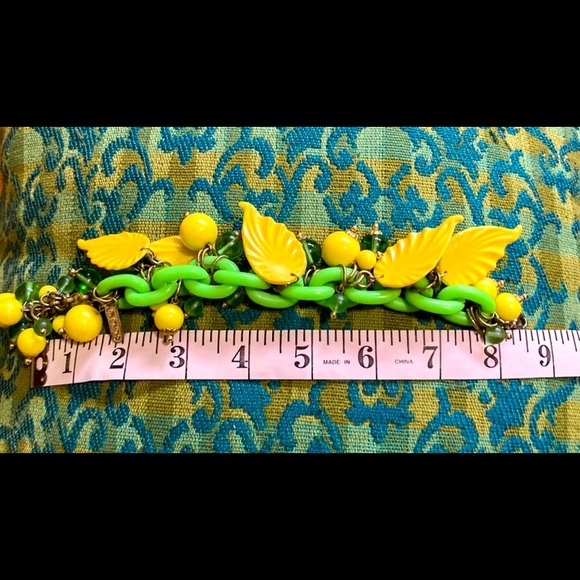 Retro-inspired Handmade Bracelet - Picture 3 of 3